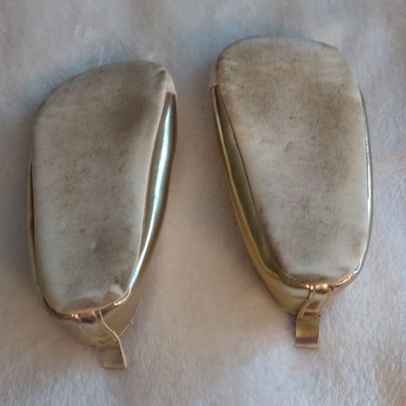 Carter's - Baby Size 9-12 months - Gold - Unicorn Flats - Picture 5 of 8